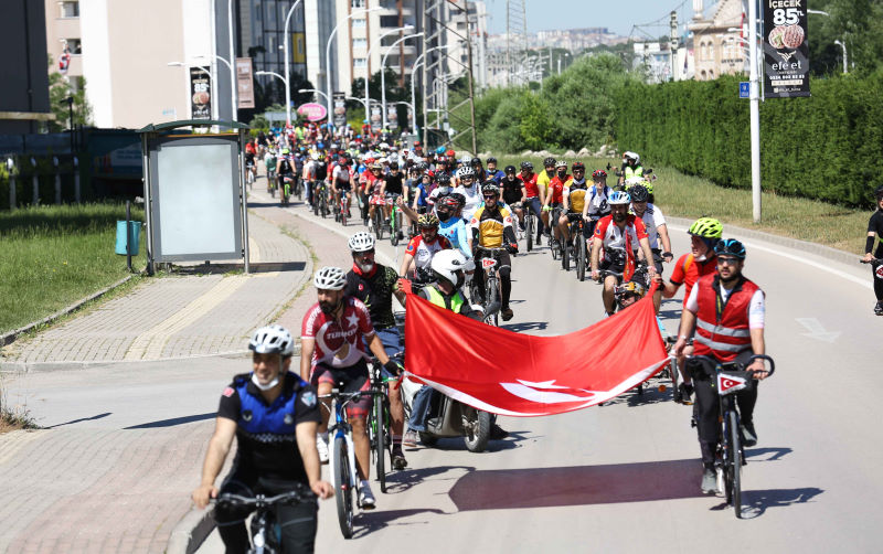 Nilüfer’de coşkulu bayram