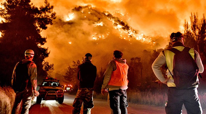 Yunanistan’da büyük yangın