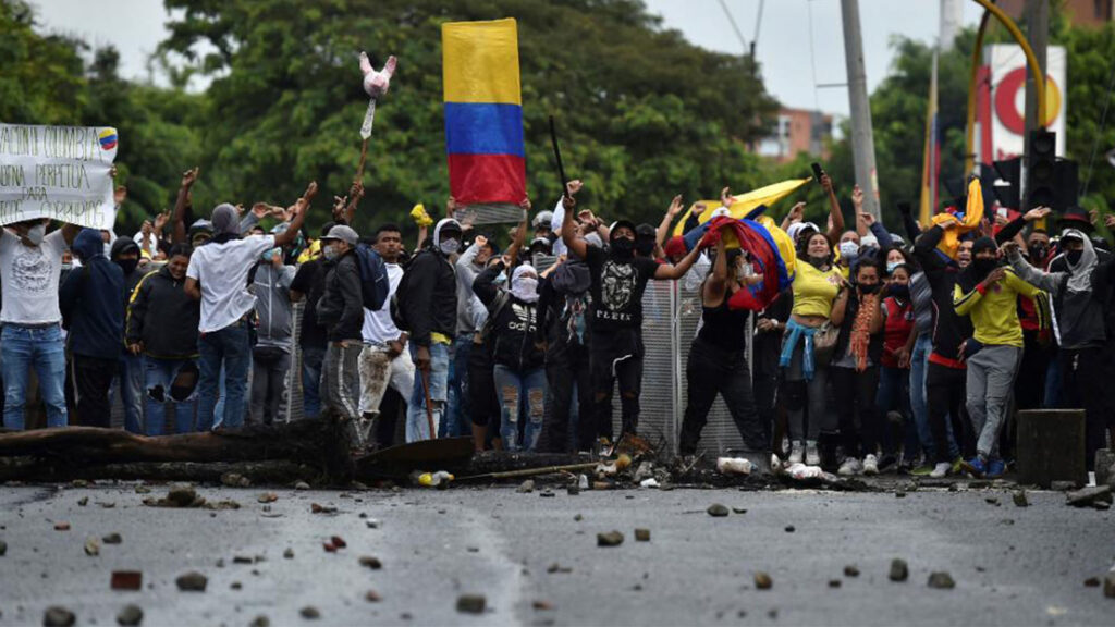 Kolombiya’da hükûmet polis reformu için harekete geçti
