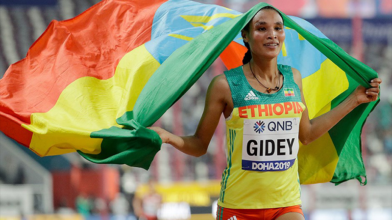 Letesenbet Gidey, kadınlar 10 bin metrede dünya rekoru kırdı