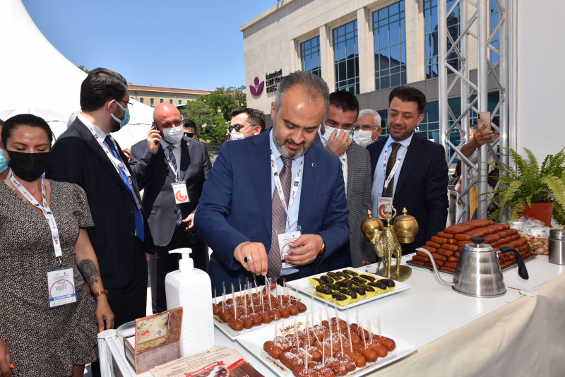 “Bursa saray mutfağının doğduğu şehirdir”