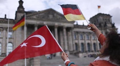 Almanya’dan Türkiye kararı: Seviyeyi düşürdü…