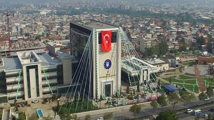 Veyis Ateş ve Süleyman Özışık, AKP’li Bursa belediyelerine de çökmüşler