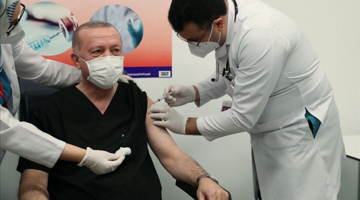 CHP’li Emir’den 3 doz aşı yaptırdığını açıklayan Erdoğan’a: İddiamızı doğrulamış oldu