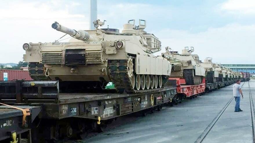 ABD, Türkiye sınırının yanına tankları yığıyor