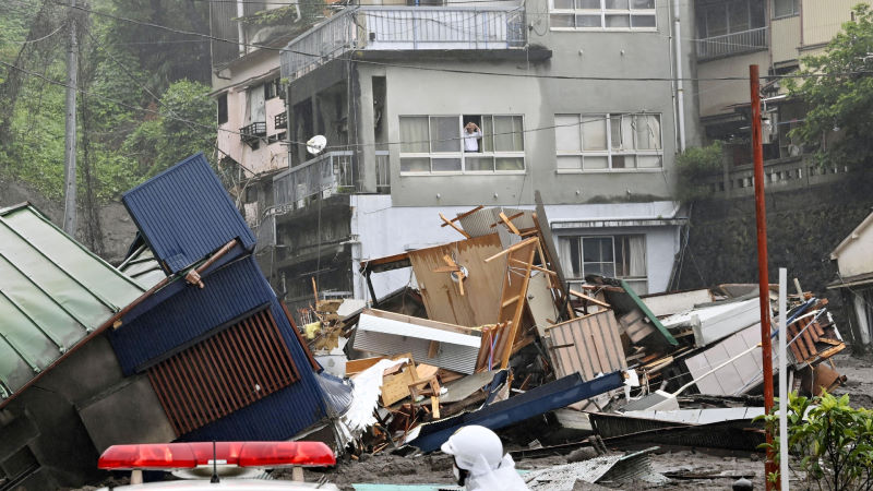 Japonya’da heyelanlar meydana geldi: 20 kişi kayıp