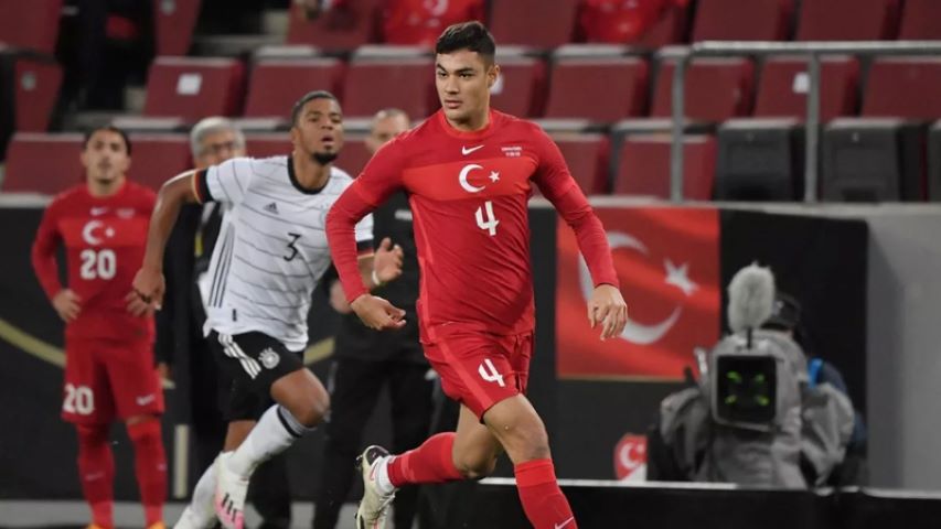 Ozan Kabak’a Bundesliga’dan yeni talip