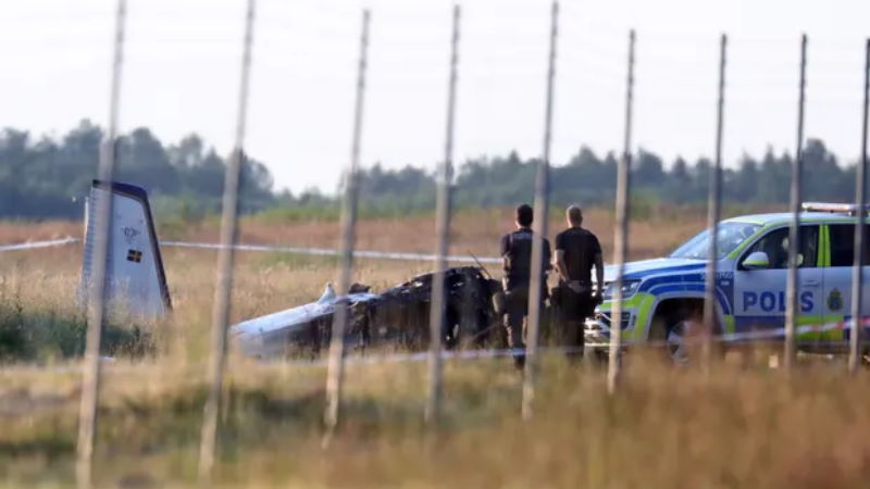 İsveç’te paraşütçüleri taşıyan uçak düştü: 9 ölü