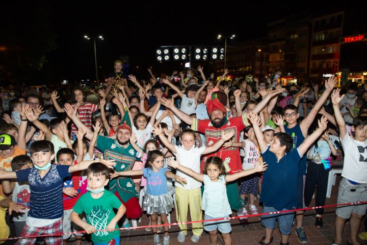 Bursa sokakları Birnefestival’le renkleniyor