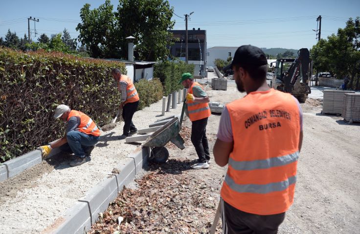 Osmangazi’de Cadde ve Sokaklar Yenileniyor