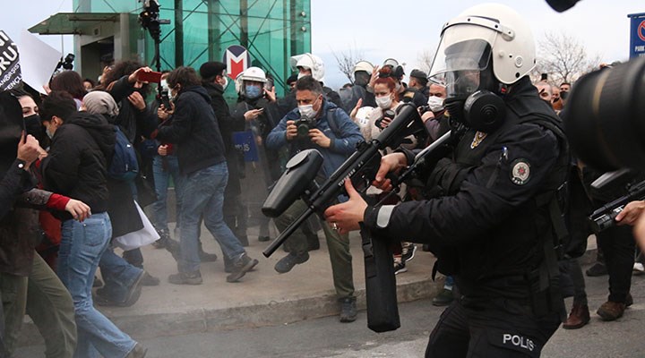 “Güvenlik şube müdür vekili, daha sert müdahale için para dağıttı”