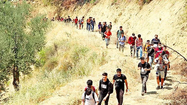 Günde 500-1000 Afgan Kaçak Yollardan Türkiye’ye Giriyor