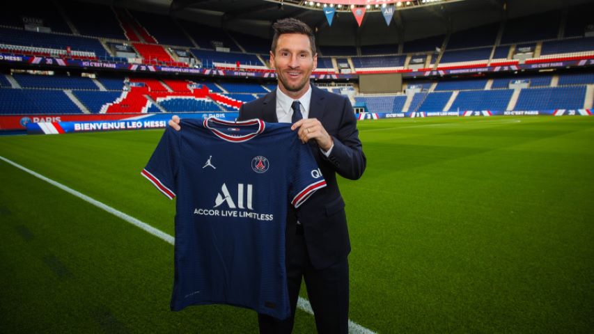 Messi’nin formaları ilk 24 saatte 832 bin adet sattı