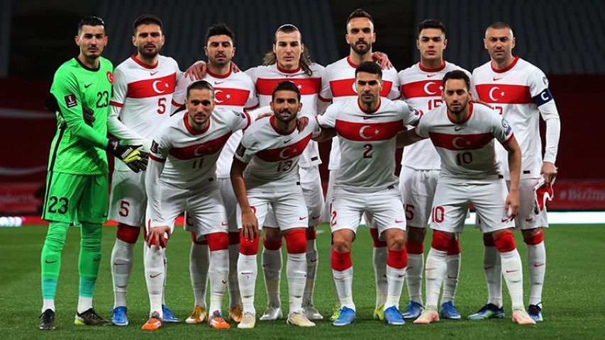 Kulüpleri izin vermedi: 4 futbolcu, Karadağ maçında forma giyemeyecek