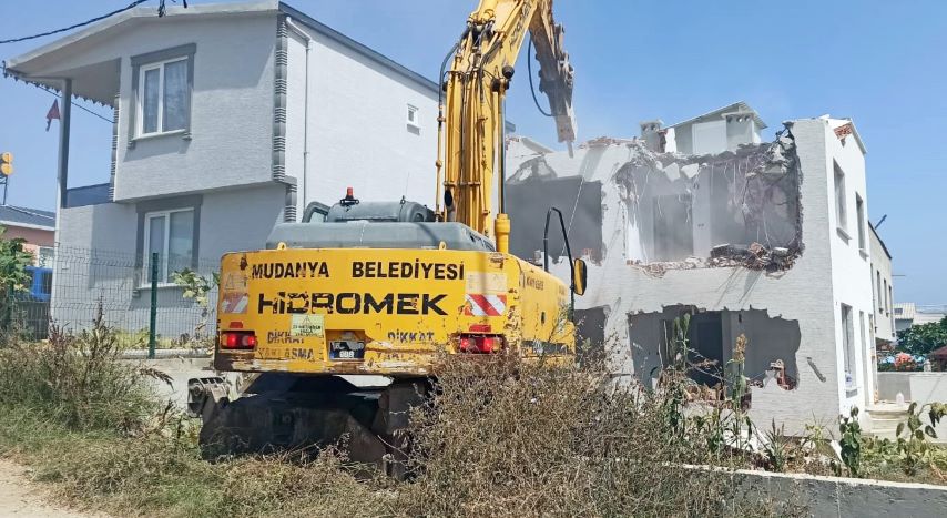 Mudanya’da kaçak yapılaşmayla mücadele sürüyor