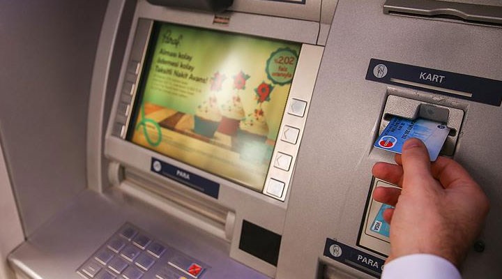 ATM’lerde işlem ücreti tavanı 4 TL’ye yükseldi