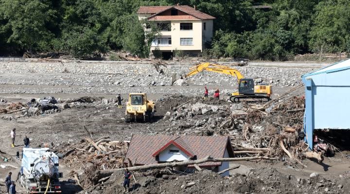 Sel felaketinde can kaybı 70’e yükseldi