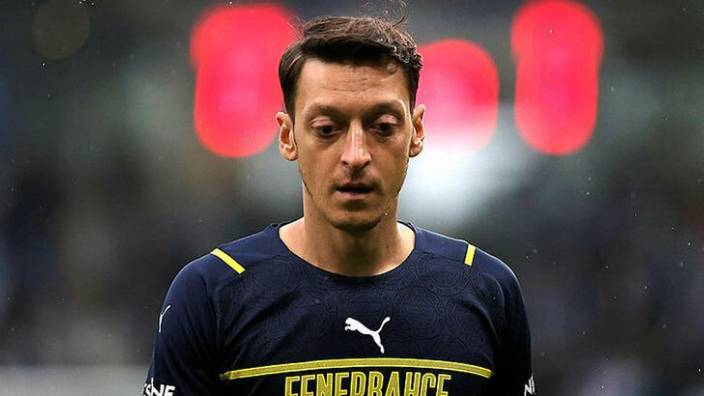 Mesut Özil Katar’da