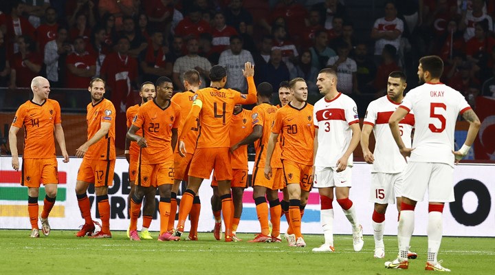 Spor yazarları Hollanda hezimetini nasıl yorumladı?