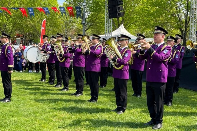 Bursa’da 23 Nisan coşkusu