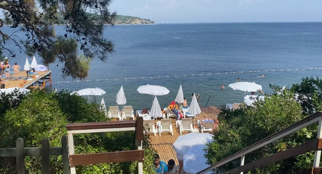 İstanbul’da plaj ücretleri ünlü tatil beldelerini aratmıyor!