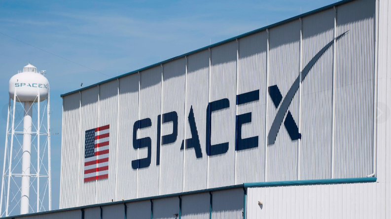 SpaceX, ABD istihbarat teşkilatı için casus uydu ağı kuruyor