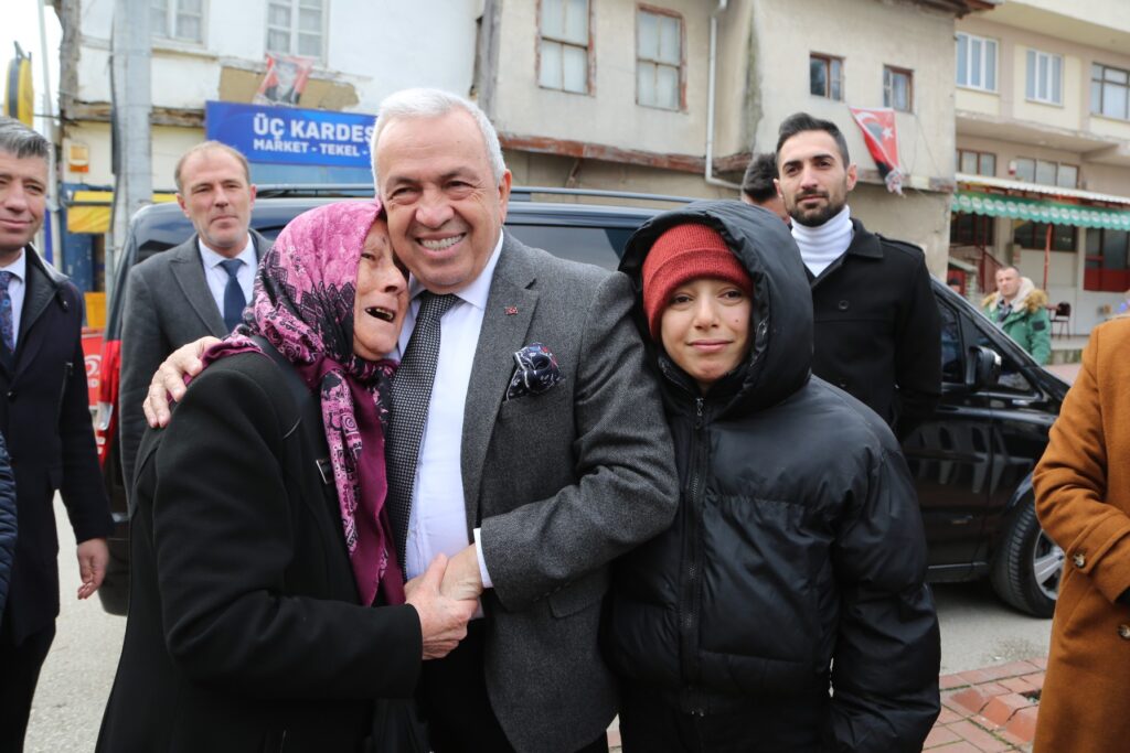 Nilüfer’de katılımcı yönetim: Şadi Özdemir vatandaşları dinledi