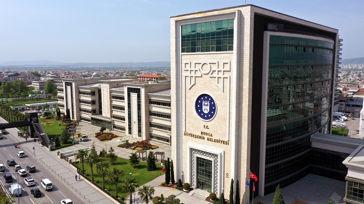 Büyükşehir’de 23 yıl sonra CHP