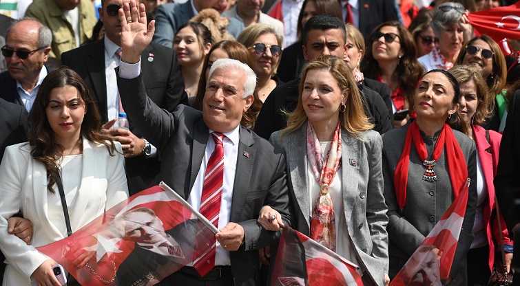 Bursa Büyükşehir’den 23 Nisan’a coşkulu kutlama