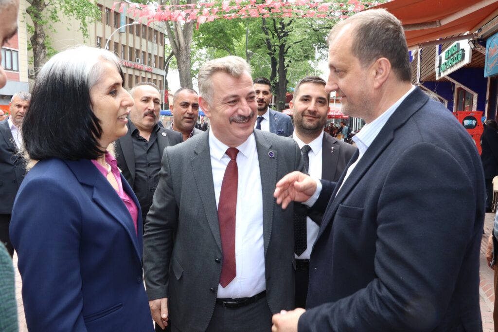 Anahtar Parti Bursa’dan İznik Çıkarması!