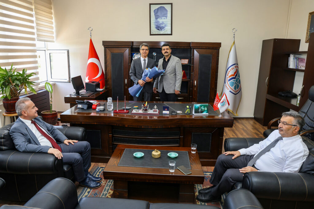 Uludağ Üniversitesi’nde Bayrak Değişimi