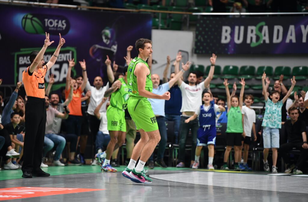 TOFAŞ Play-Off’a Fırtına Gibi Başladı