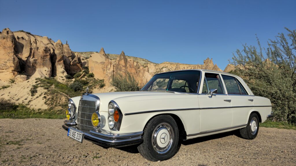 Klasik Mercedes’ler Kapadokya’da Buluşuyor