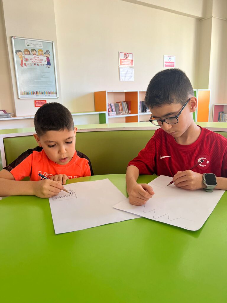Osmangazi’de Minik Ressamlar İş Başında