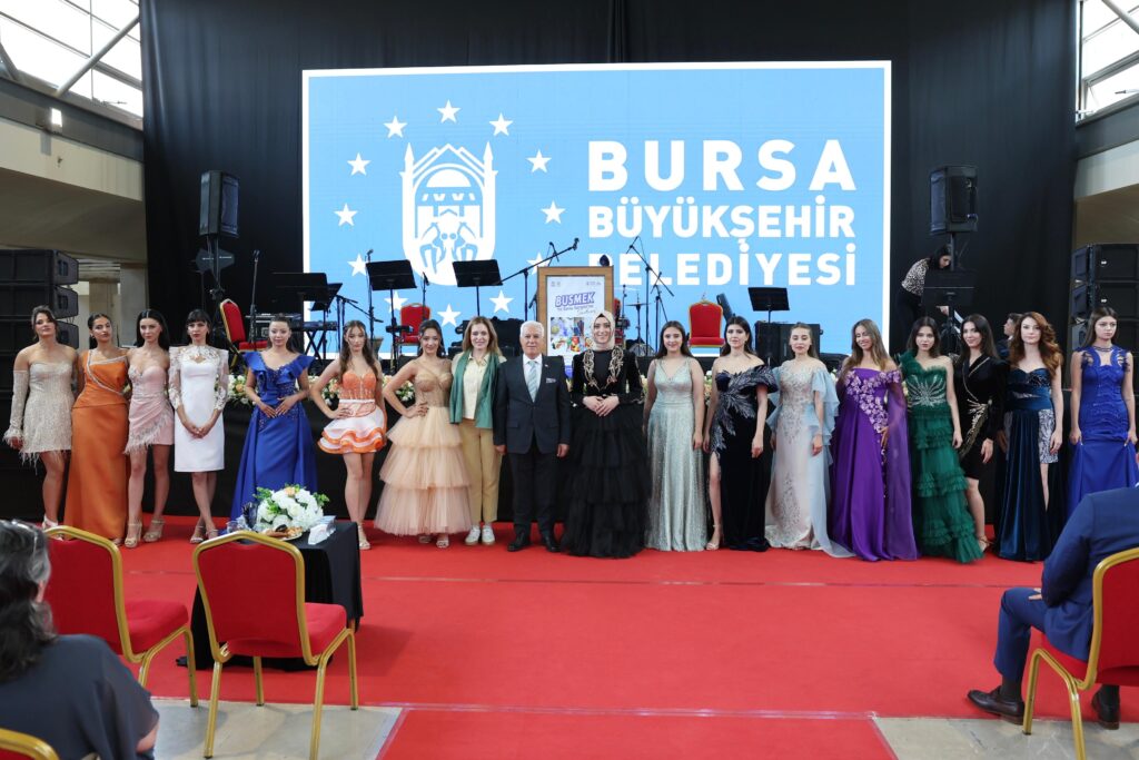 BUSMEK’ten Sanat ve Emeğin Buluştuğu Yıl Sonu Sergisi