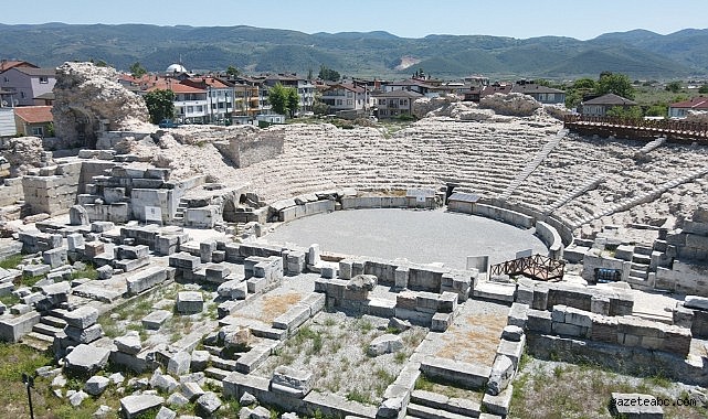 İznik Dünya Sahnesinde