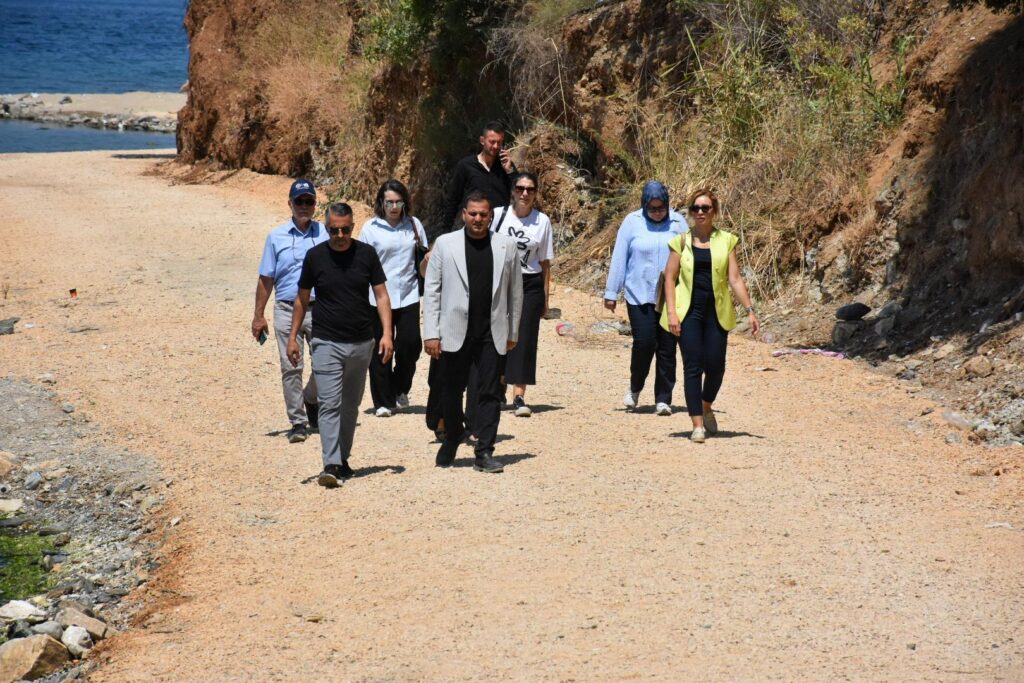 Gemlik’in Sahili Yeniden Şekilleniyor
