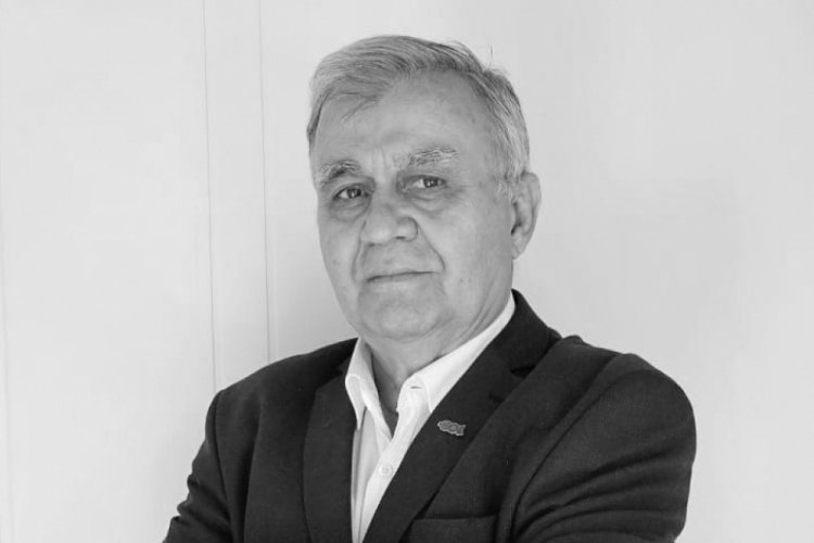 Salonlar Sessiz, Satırlar Yetim Kaldı: Engin Aksöz’e Veda