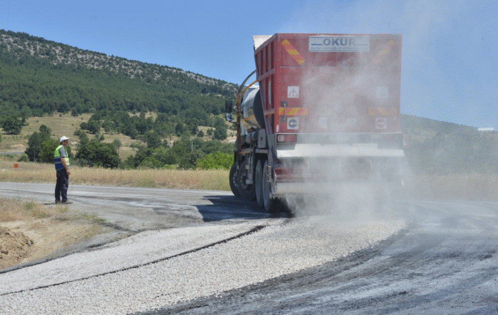 Bursa’da yollar daha konforlu hale geliyor