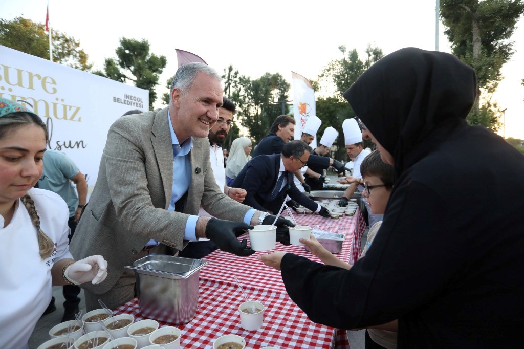 İnegöl’de kardeşlik sofrası kuruldu