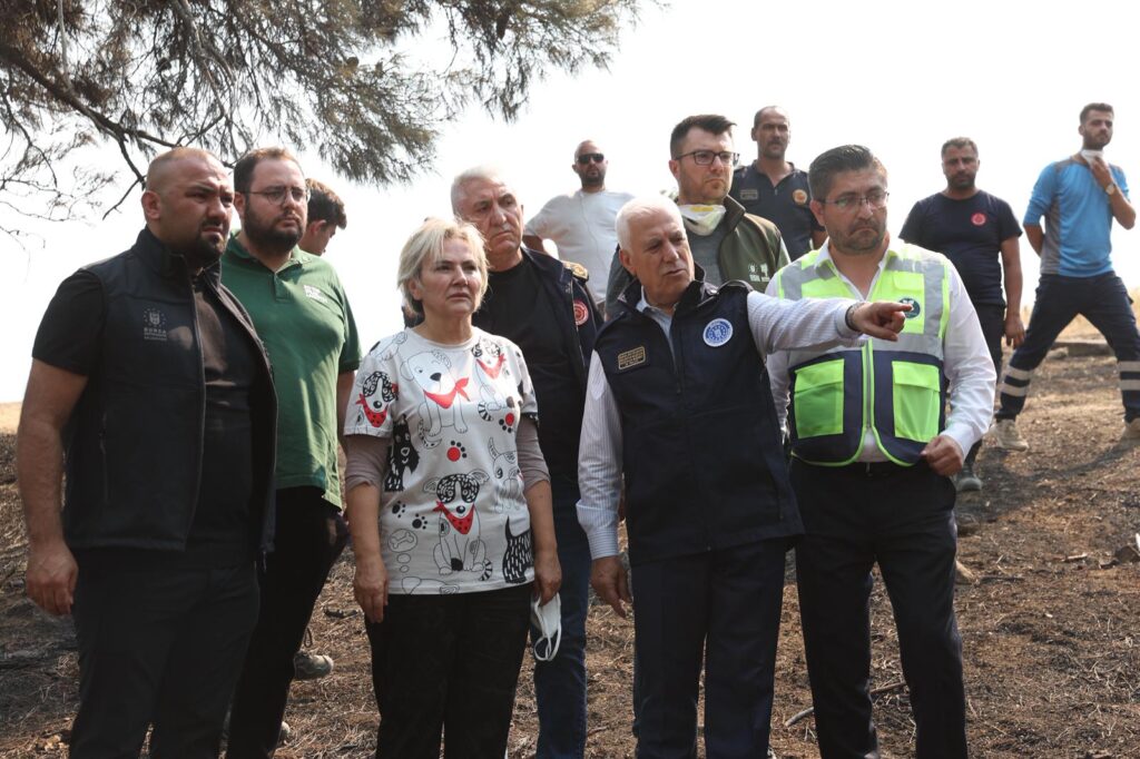 Bozbey, “Bursa Dayanışmanın Örneğini Gösterdi”