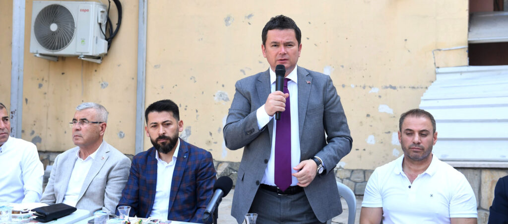 Başkan Erkan Aydın Sahada