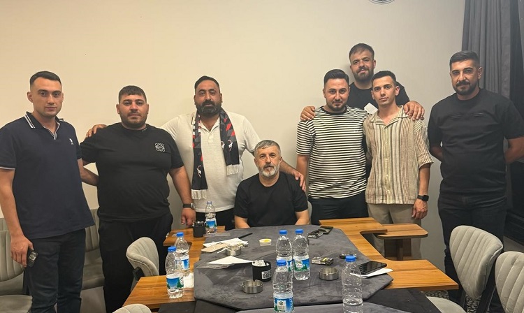 Ulus FK şampiyon hocayla yola devam ediyor