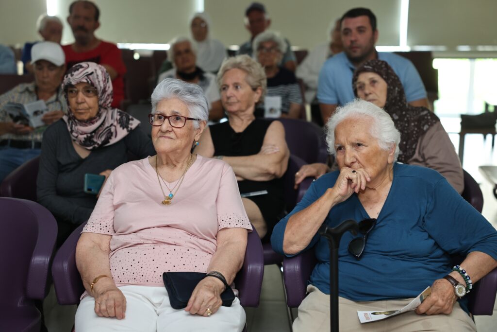 Huzurevi Sakinlerine Sağlık Dopingi