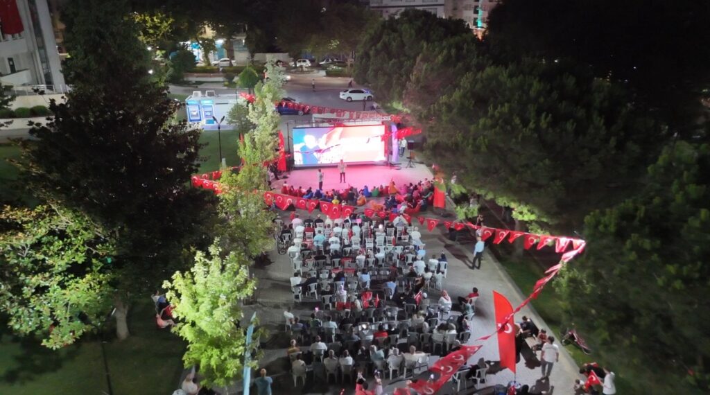 Yıldırım’da 15 Temmuz Ruhu Coştu