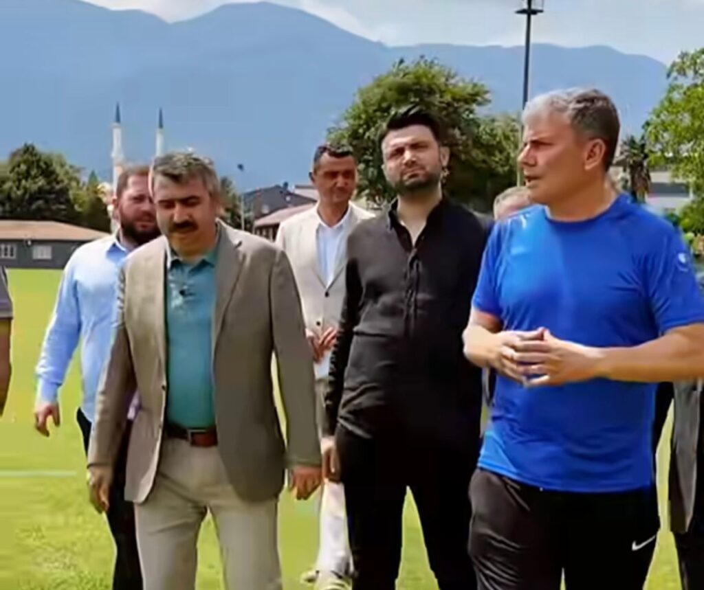 Vakıfköy’e Yıldırım Dokunuşu