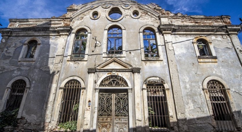 Bursa’da Tarihi Kilise Ayağa Kalkıyor