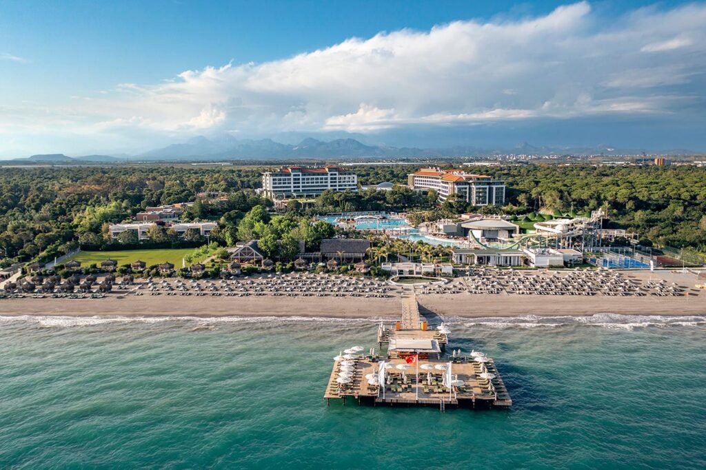 Ela Excellence Resort Belek’ten Netflix İngiltere’de İlk Türk Reklam Filmi