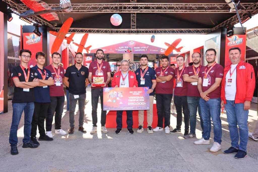 Dokuz Eylül Üniversitesi öğrencilerinden uluslararası gurur