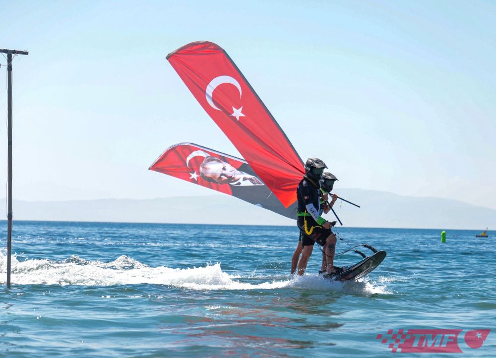 Körfez’de su şöleni